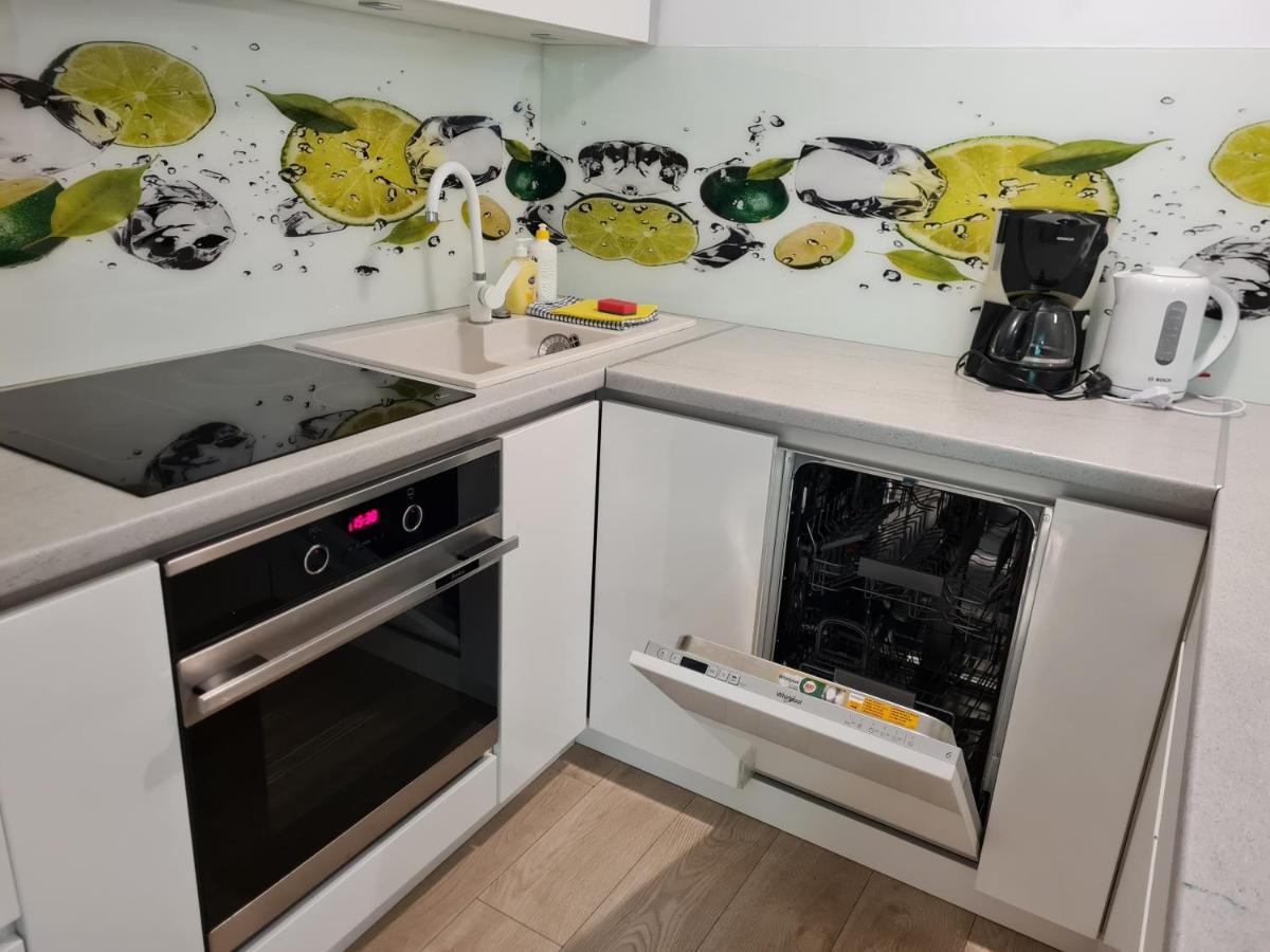 Apartamentyprzymorzu Apartament Z Basenem I Bawialnia Kolobrzeg Bagian luar foto