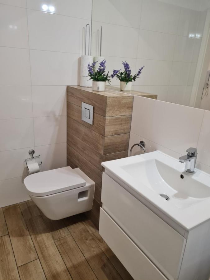 Apartamentyprzymorzu Apartament Z Basenem I Bawialnia Kolobrzeg Bagian luar foto
