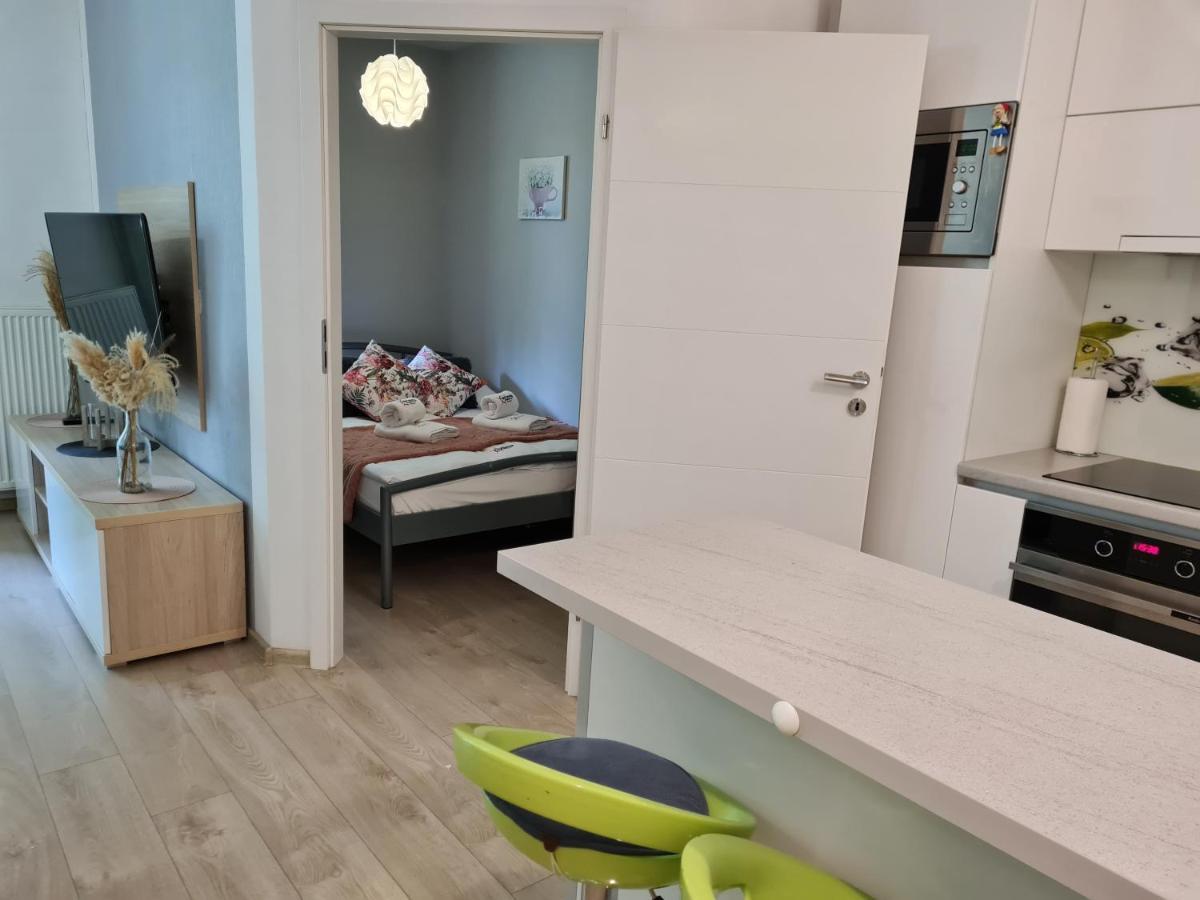 Apartamentyprzymorzu Apartament Z Basenem I Bawialnia Kolobrzeg Bagian luar foto