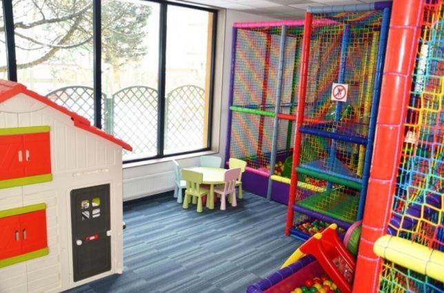 Apartamentyprzymorzu Apartament Z Basenem I Bawialnia Kolobrzeg Bagian luar foto